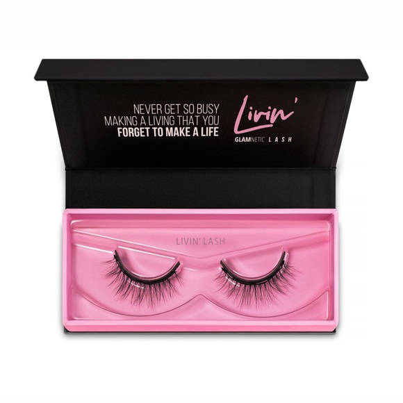 GLAMNETIC MAGNETIC LASHES: LIVIN’ - Picture 1 of 4